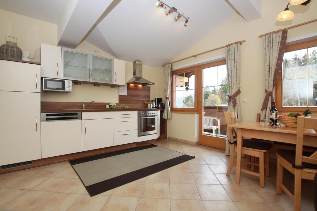 Pension Edelweiss Breitenbach am Inn ภายนอก รูปภาพ
