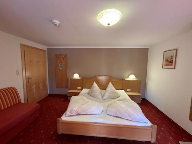 Pension Edelweiss Breitenbach am Inn ภายนอก รูปภาพ