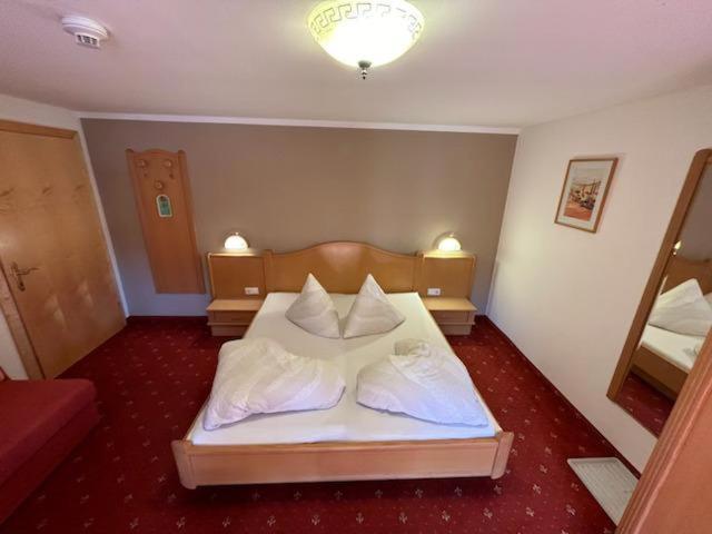 Pension Edelweiss Breitenbach am Inn ภายนอก รูปภาพ