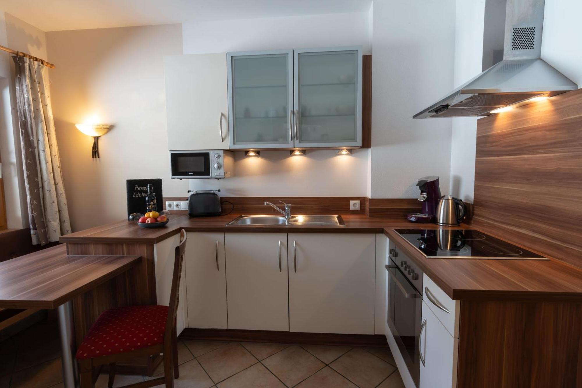 Pension Edelweiss Breitenbach am Inn ภายนอก รูปภาพ