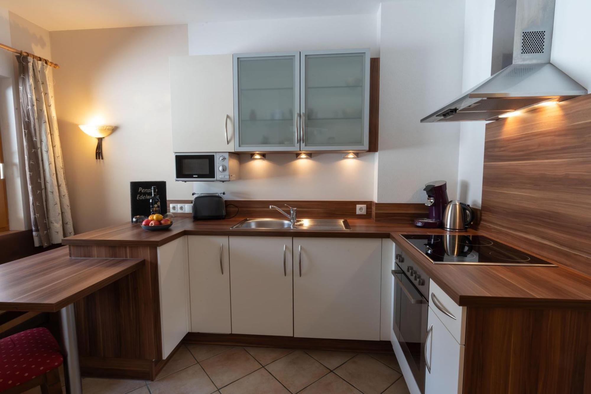 Pension Edelweiss Breitenbach am Inn ภายนอก รูปภาพ