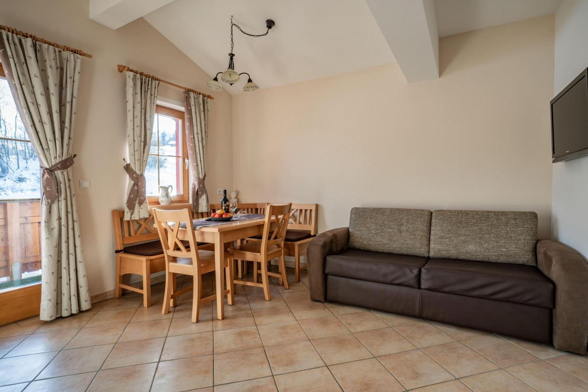 Pension Edelweiss Breitenbach am Inn ภายนอก รูปภาพ