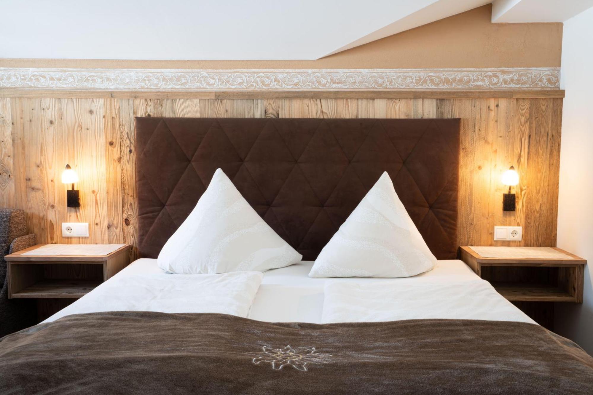 Pension Edelweiss Breitenbach am Inn ภายนอก รูปภาพ