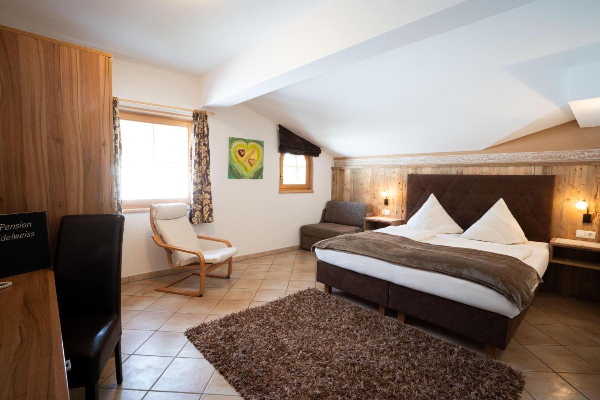 Pension Edelweiss Breitenbach am Inn ภายนอก รูปภาพ