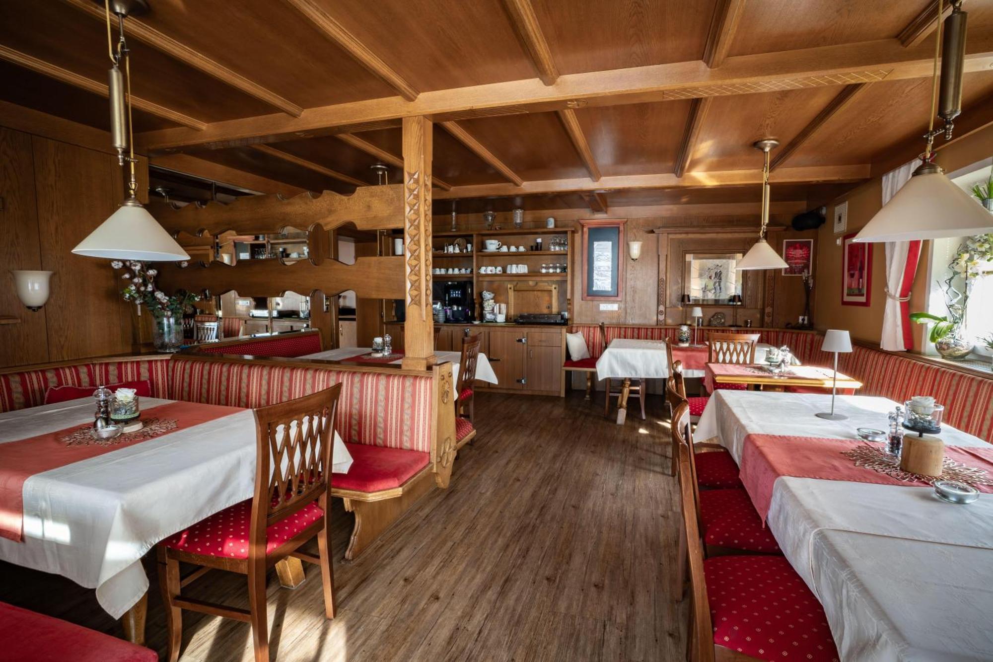 Pension Edelweiss Breitenbach am Inn ภายนอก รูปภาพ