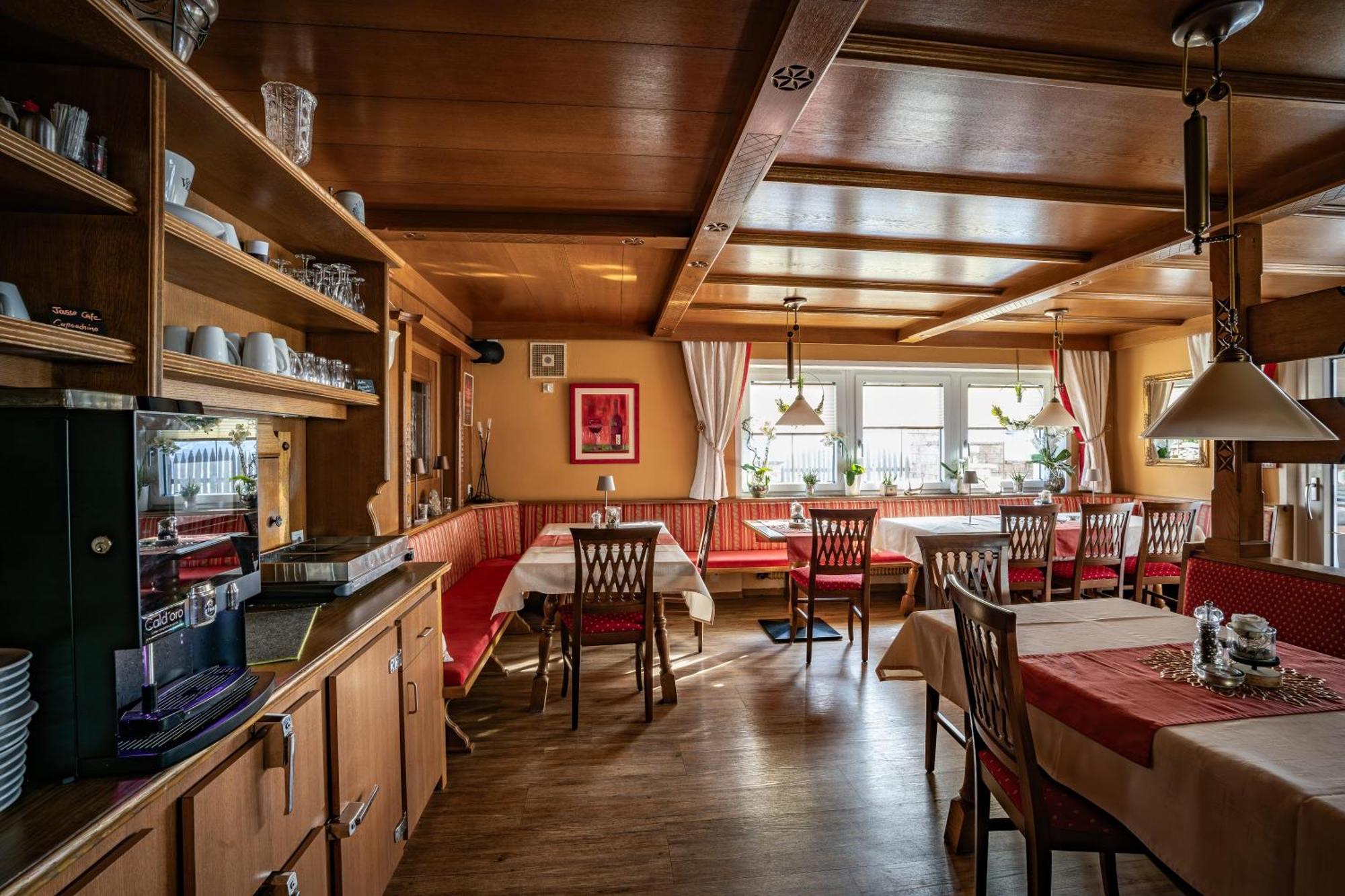 Pension Edelweiss Breitenbach am Inn ภายนอก รูปภาพ