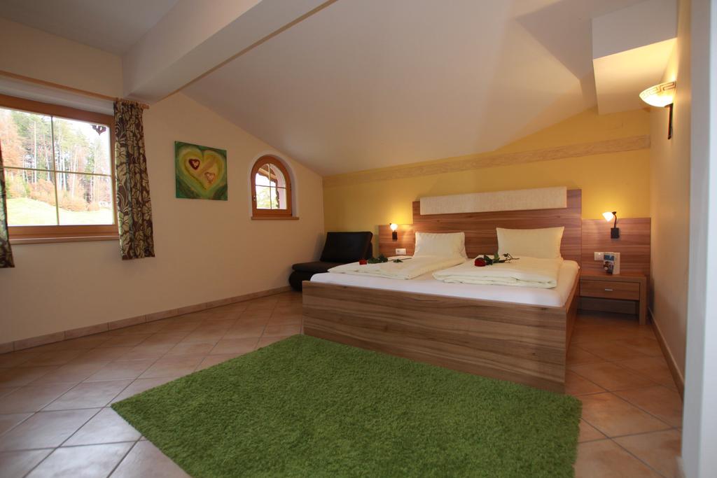 Pension Edelweiss Breitenbach am Inn ภายนอก รูปภาพ